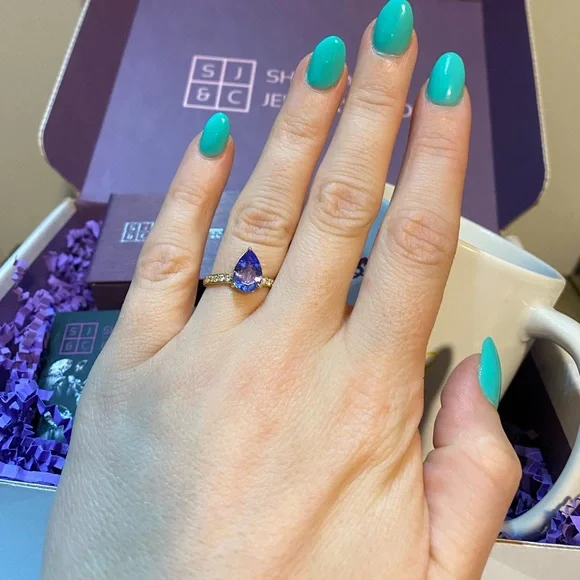 10k Tanzanite & Diamond Ring - Picture 3 of 7